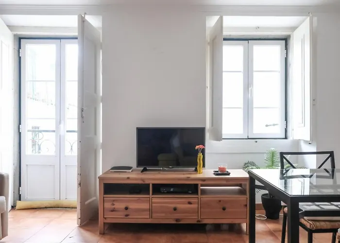 Travessa Do Pasteleiro By Trip2portugal